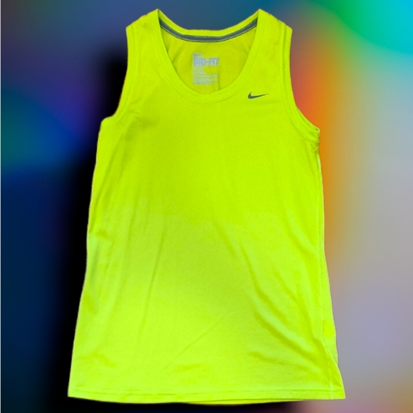 Nike Dri Fit Women's Workout Tees Size Medium - Picture 8 of 12